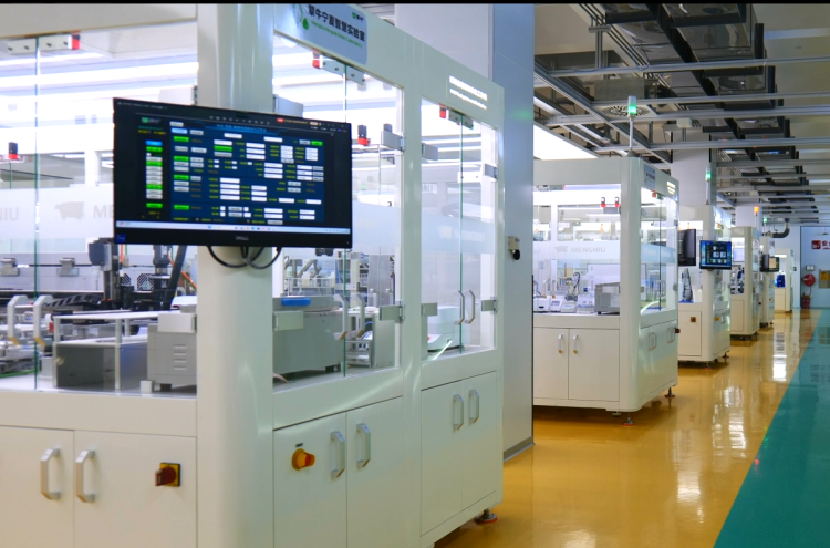 蒙牛全球液态奶首座“灯塔工厂”闪耀2025世界乳业峰会，树立全球数智化转型新标杆